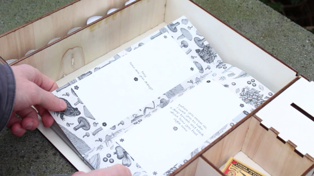 write alt text later