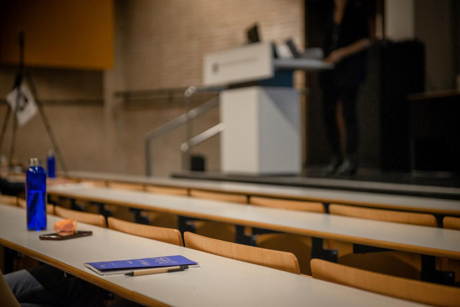 write alt text later